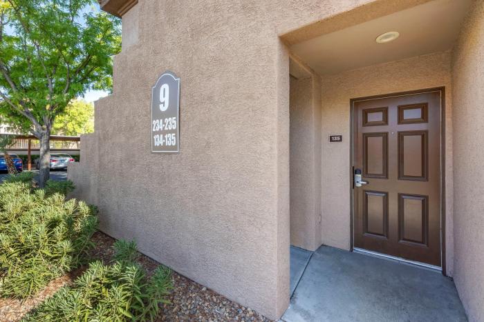 hilton vacation club desert retreat las vegas