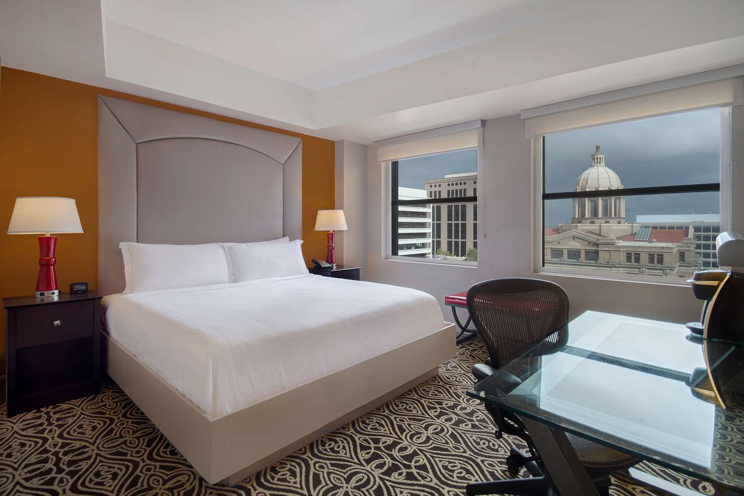the sam houston curio collection by hilton