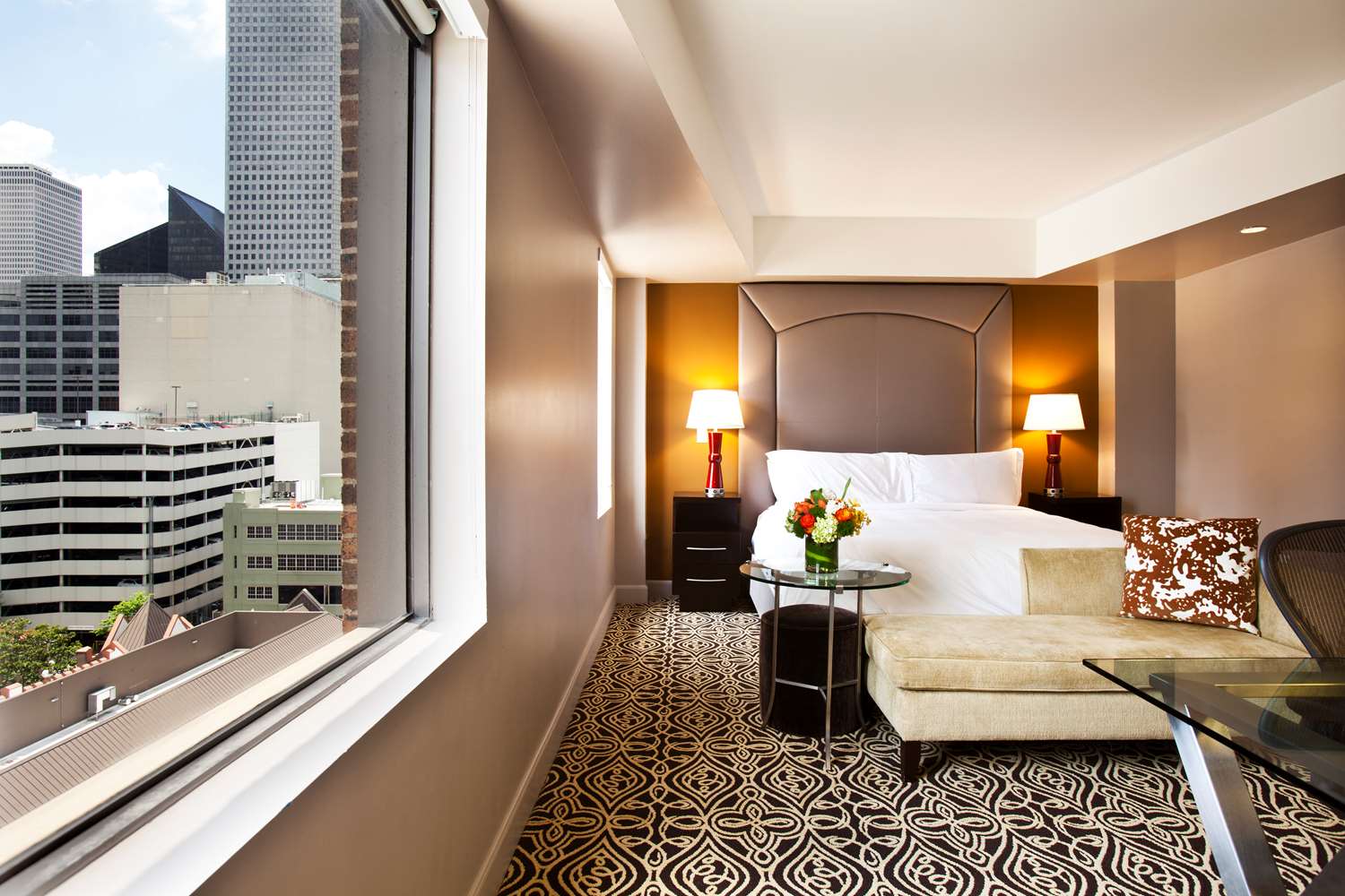 the sam houston curio collection by hilton