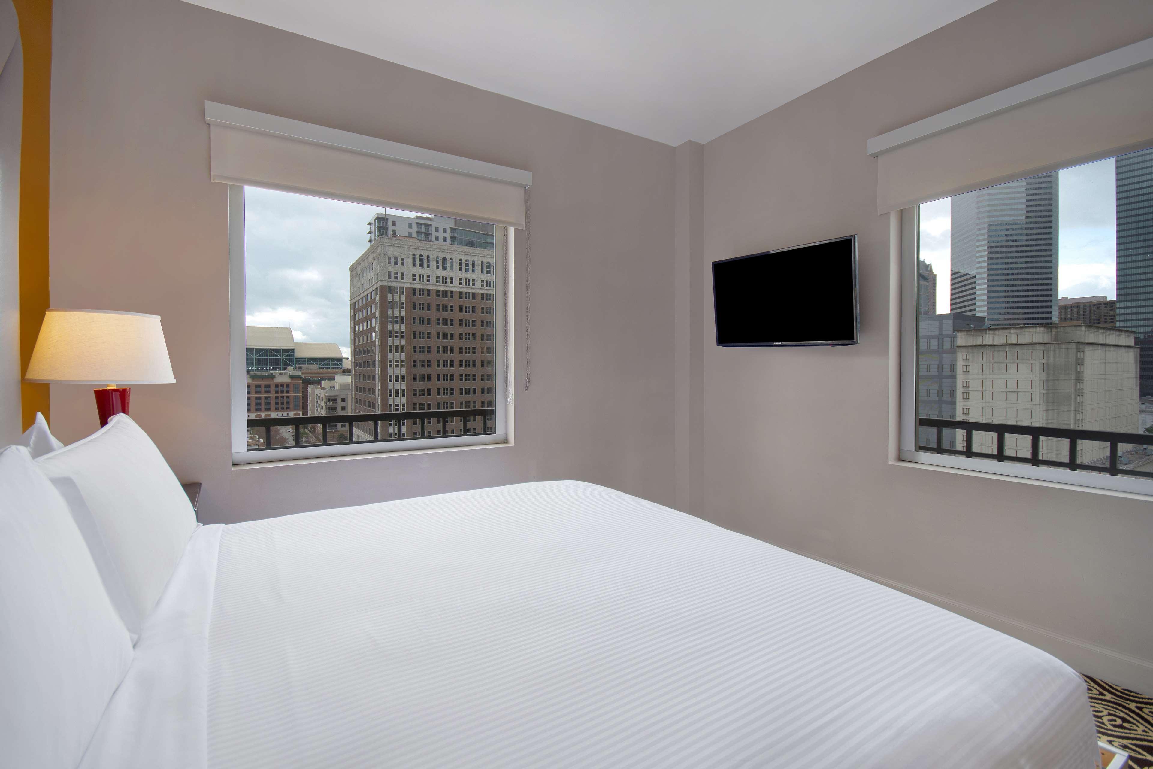 the sam houston curio collection by hilton