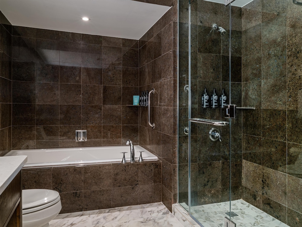 the sam houston curio collection by hilton
