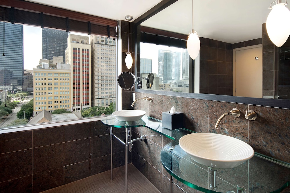 the sam houston curio collection by hilton