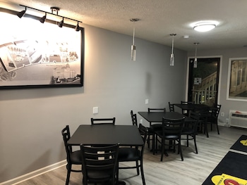 Super 8 By Wyndham Brownsburg,Indianapolis>>Brownsburg,2 star