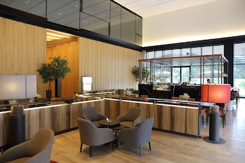 midori clark hotel and casino
