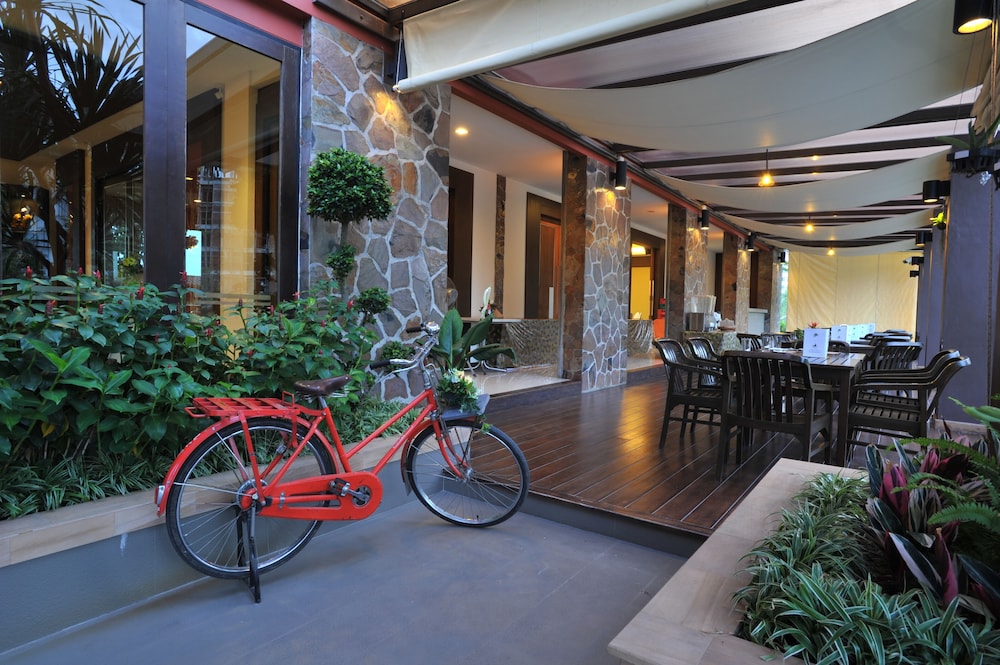 the charm boutique resort and hotel