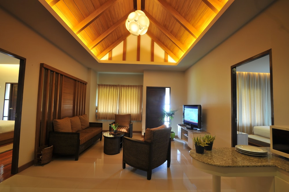 the charm boutique resort and hotel