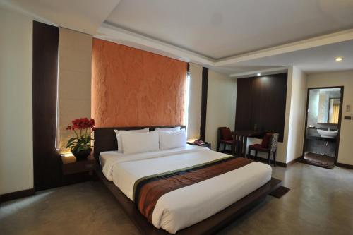 the charm boutique resort and hotel