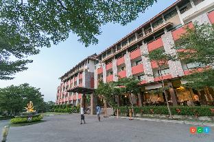 the charm boutique resort and hotel