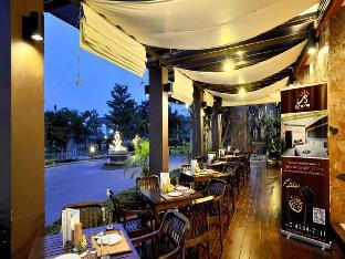 the charm boutique resort and hotel