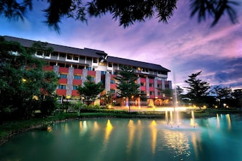 the charm boutique resort and hotel