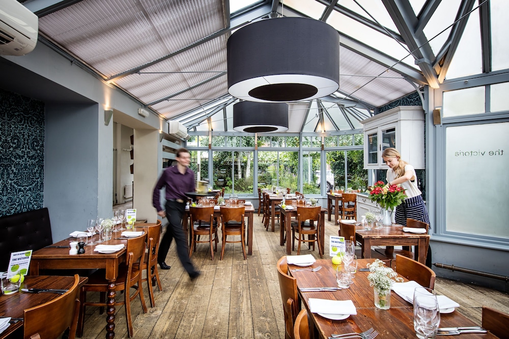 the victoria