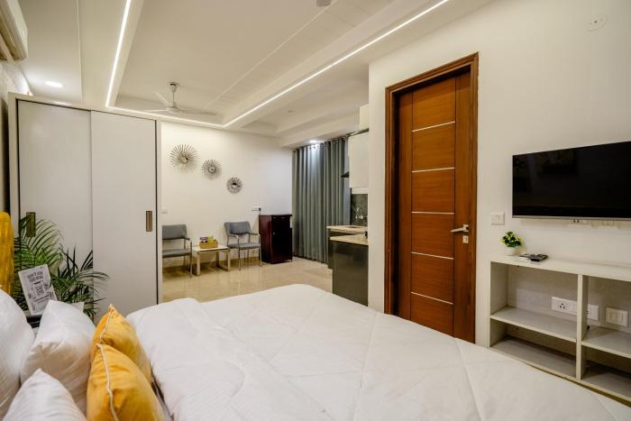 lime tree luxury studio