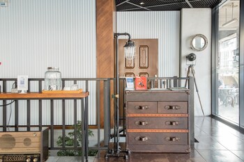 Khan Hotel,Pingtung City>>Kaohsiung,3 star