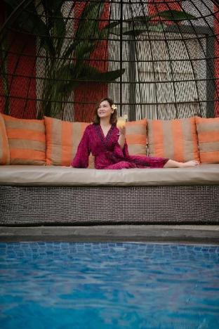 the bountie hotel and convention center sukabumi