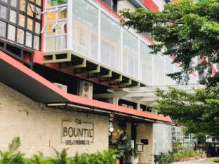 the bountie hotel and convention center sukabumi