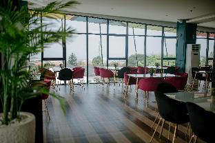 the bountie hotel and convention center sukabumi