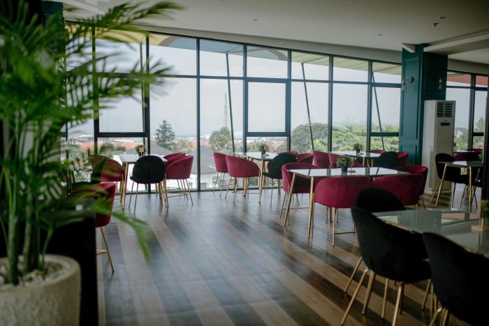 the bountie hotel and convention center sukabumi