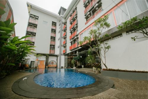 the bountie hotel and convention center sukabumi