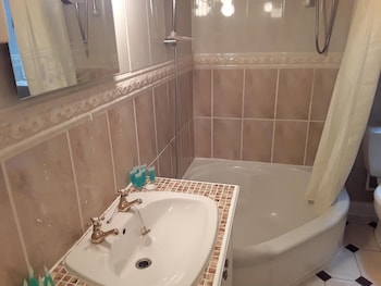 the liverpool inn hotel