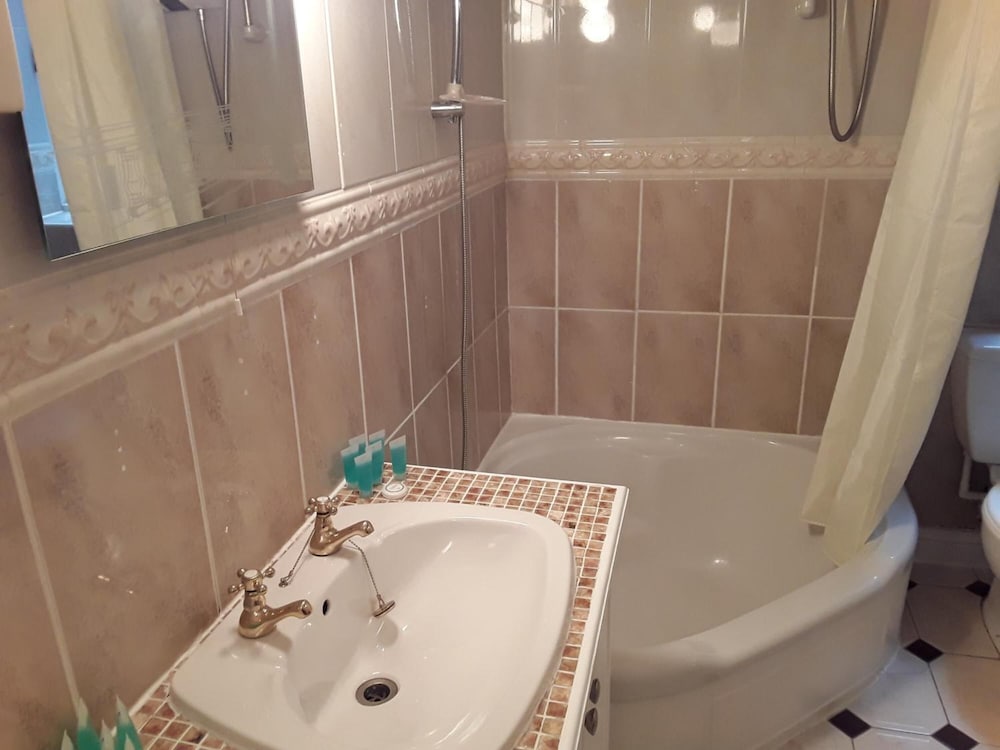 the liverpool inn hotel