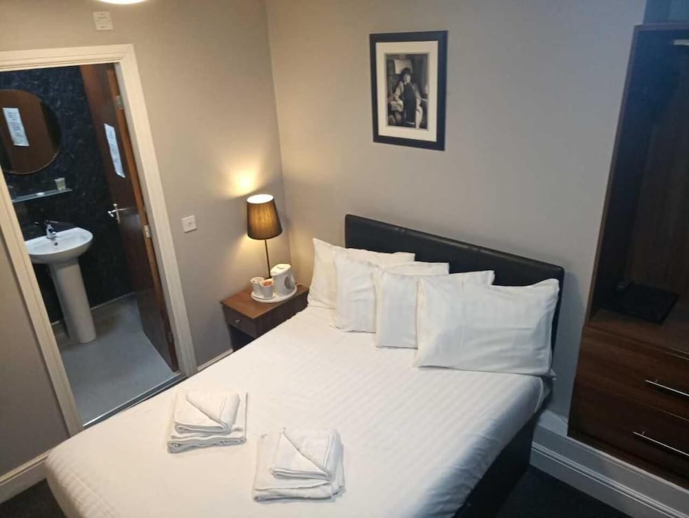 the liverpool inn hotel