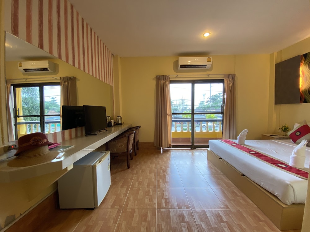 khaolak grand city
