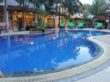 khaolak grand city