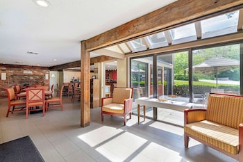 Best Western Inn & Suites Rutland-Killington,Mendon>>Killington,3 star