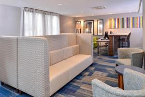 holiday inn express rochester university area by ihg