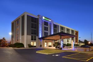 holiday inn express rochester university area by ihg