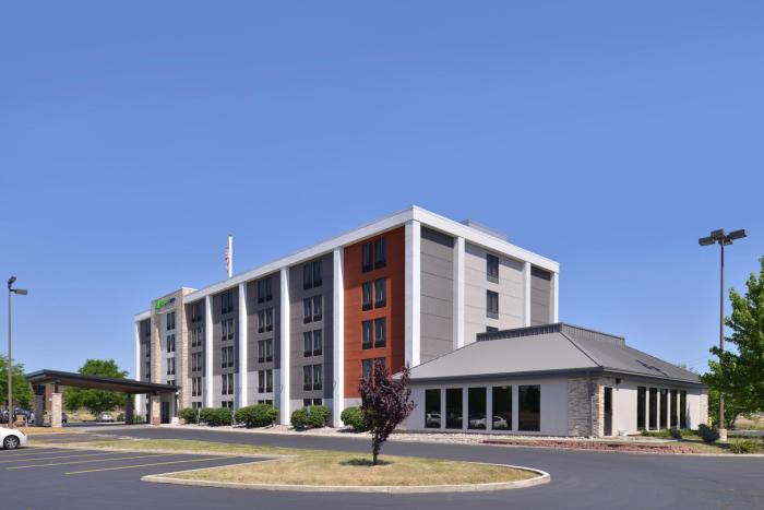 holiday inn express rochester university area by ihg