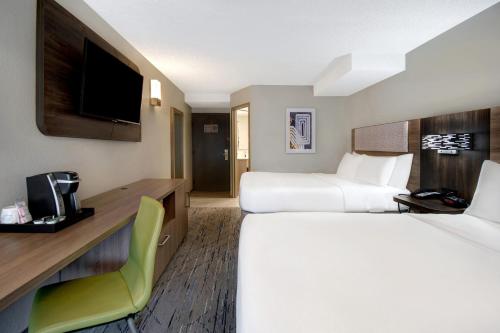 holiday inn express rochester university area by ihg