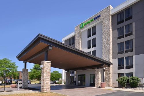 holiday inn express rochester university area by ihg