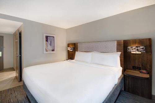 holiday inn express rochester university area by ihg
