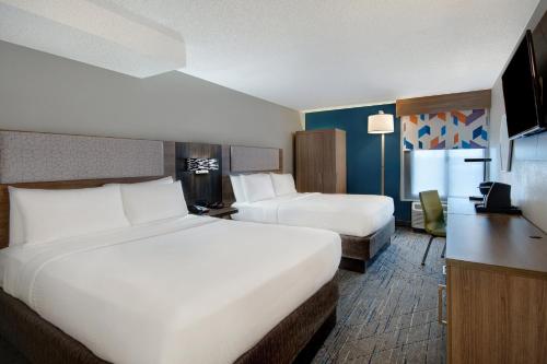 holiday inn express rochester university area by ihg