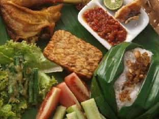 flores gallery hotel