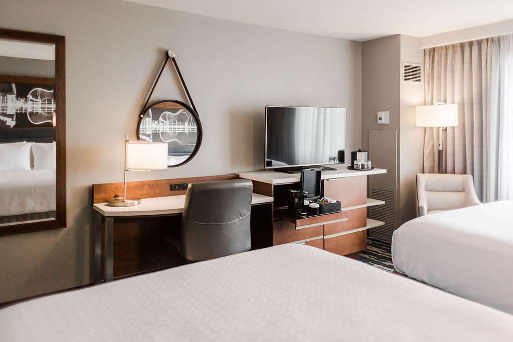 crowne plaza memphis east an ihg hotel