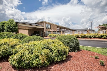 rodeway inn expo center