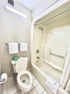 rodeway inn expo center