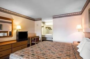 rodeway inn expo center