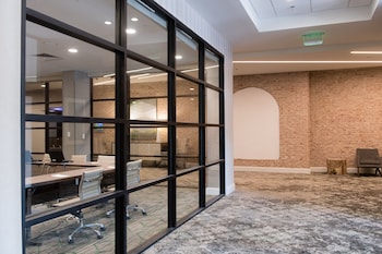North Charleston Marriott,Charleston International Airport>>Charleston,3.5 star