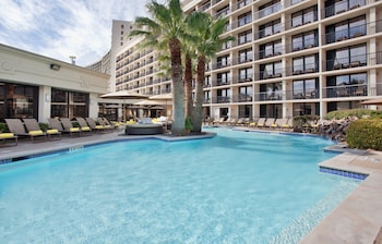 holiday inn resort galveston on the beach by ihg