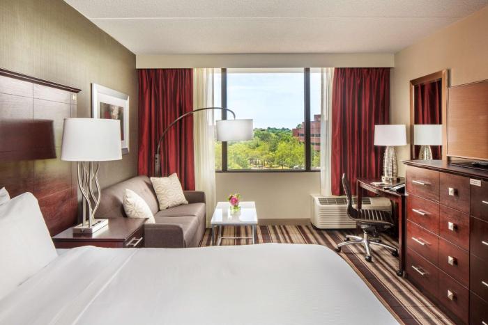 doubletree by hilton hotel largo washington dc