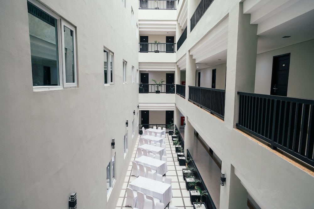 alpha hotel