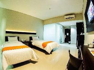 alpha hotel