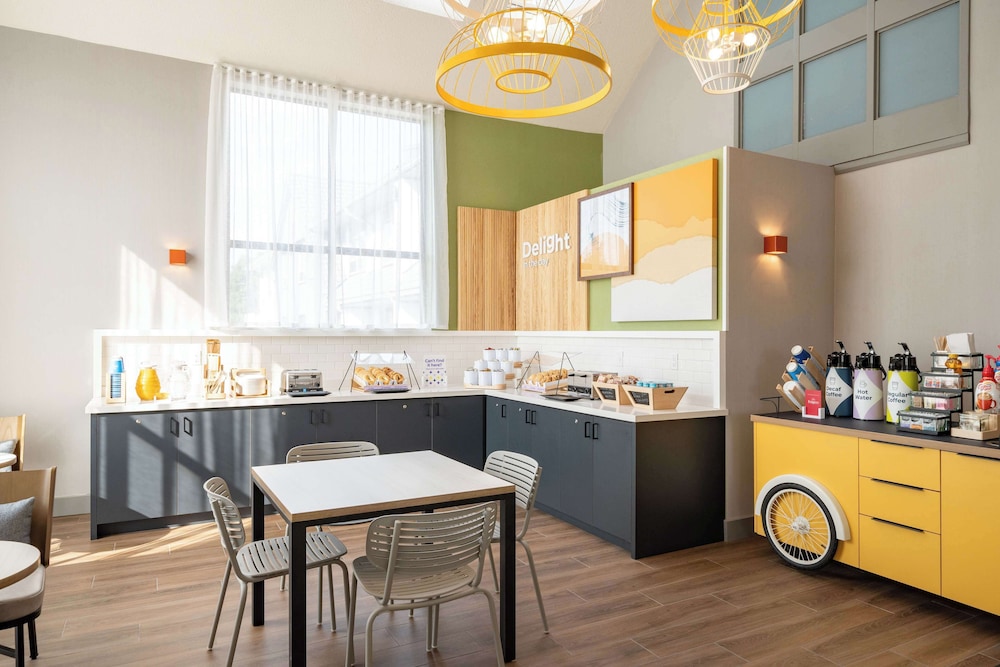 comfort inn toronto northeast