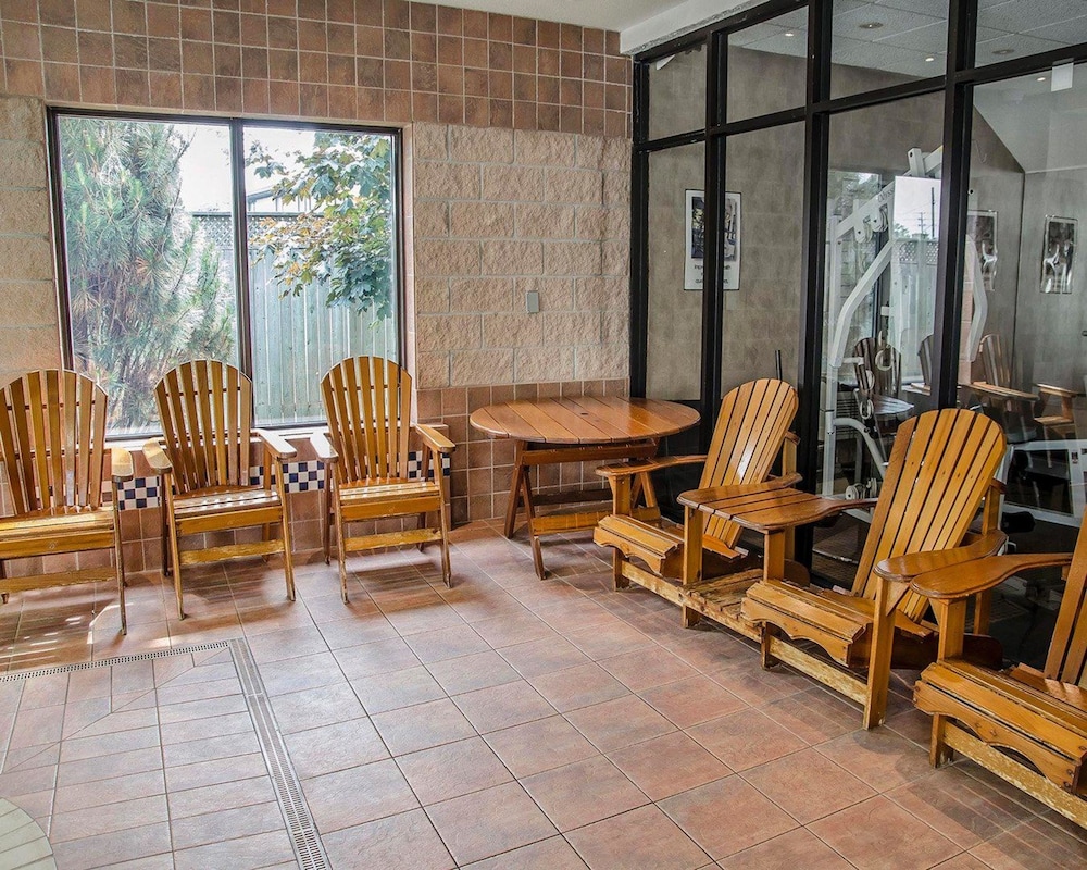 comfort inn toronto northeast