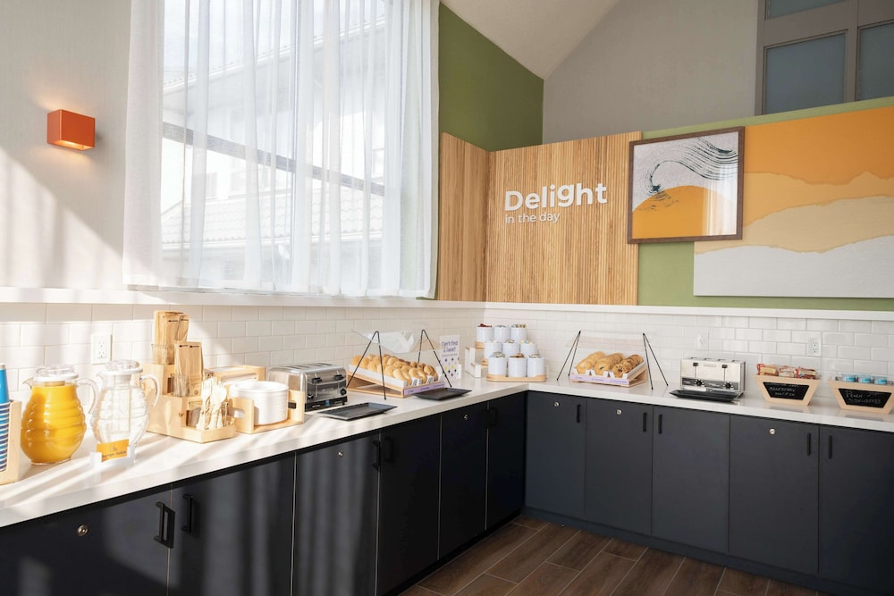 comfort inn toronto northeast