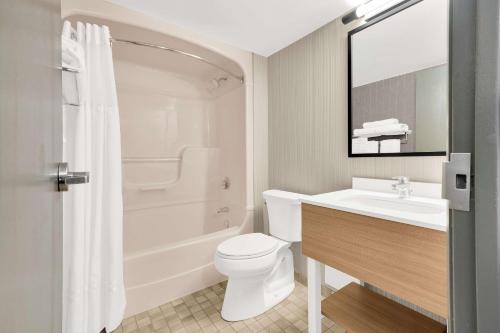 comfort inn toronto northeast