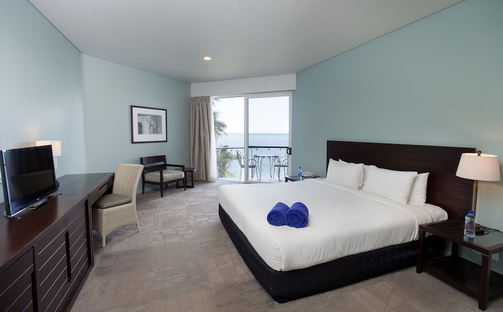 grand pacific hotel fiji